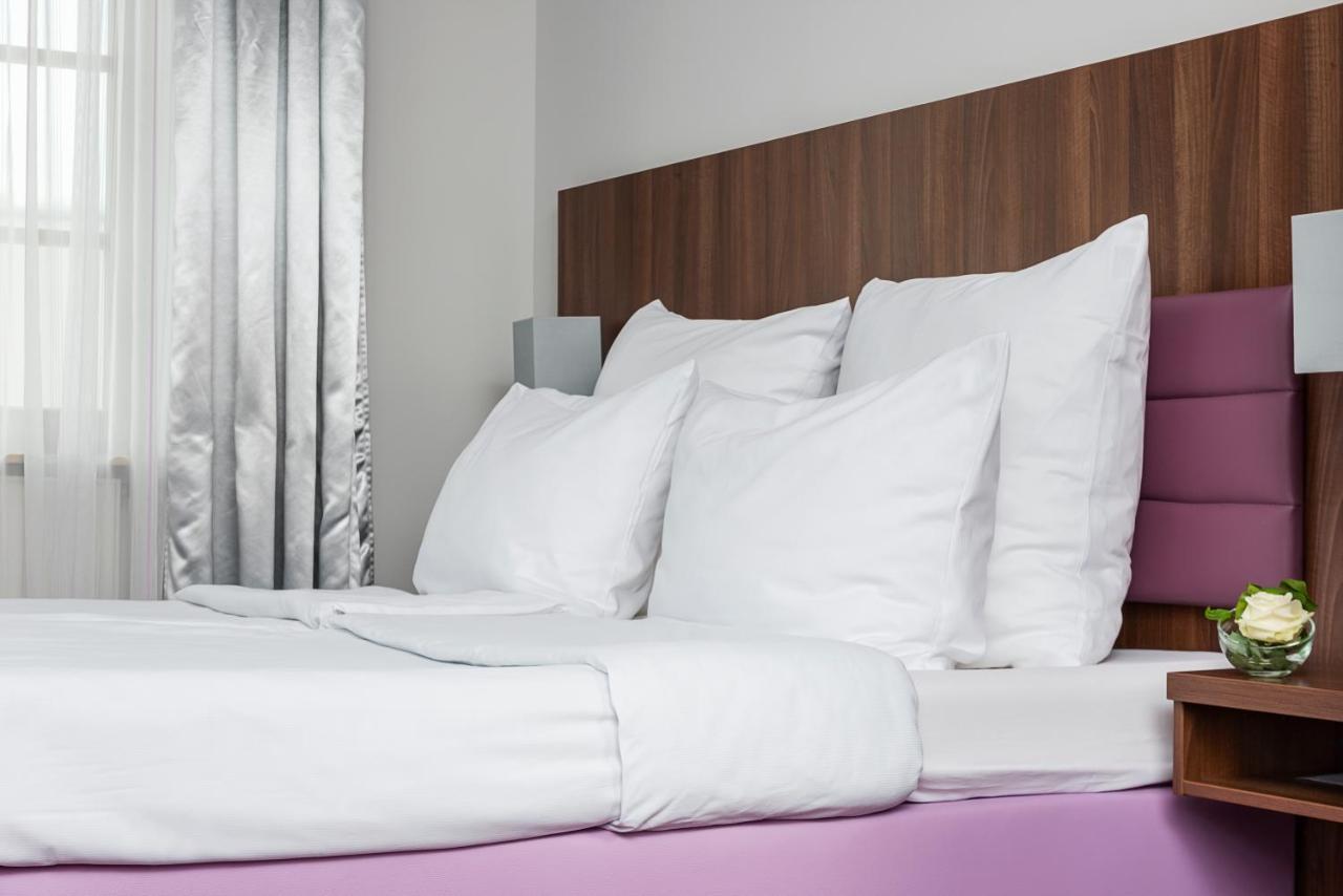 Akzent Hotel Laupheimer Hof ภายนอก รูปภาพ