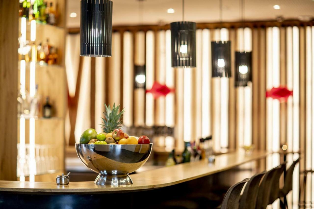 Akzent Hotel Laupheimer Hof ภายนอก รูปภาพ