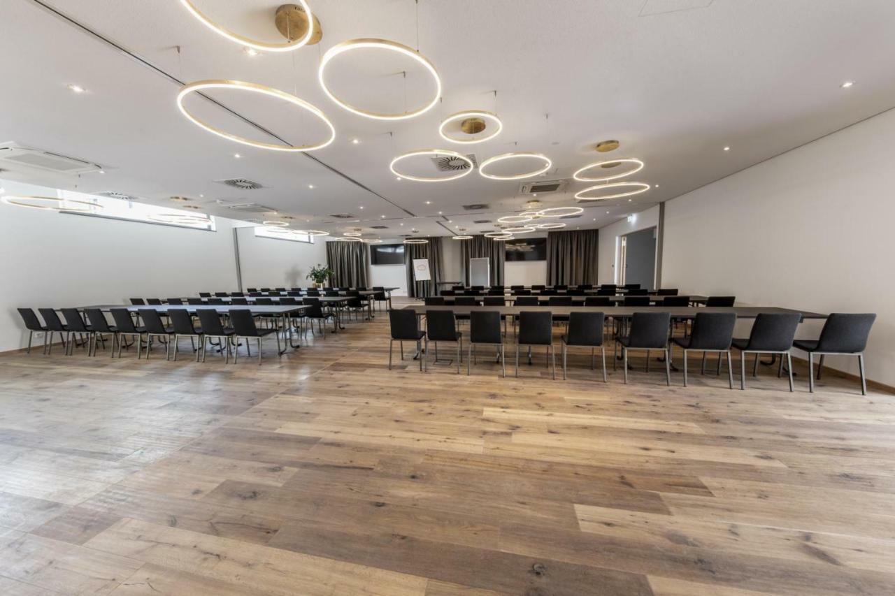 Akzent Hotel Laupheimer Hof ภายนอก รูปภาพ
