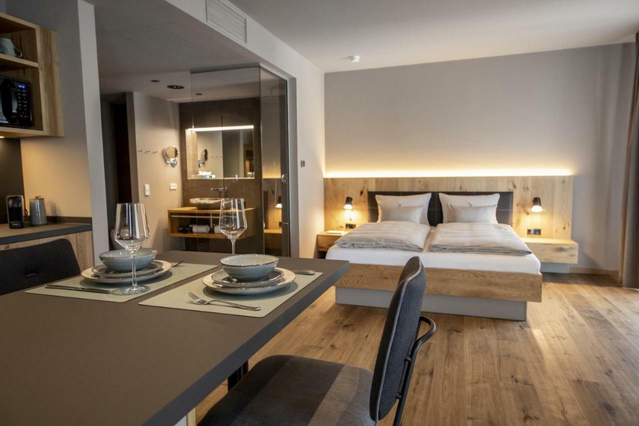 Akzent Hotel Laupheimer Hof ภายนอก รูปภาพ