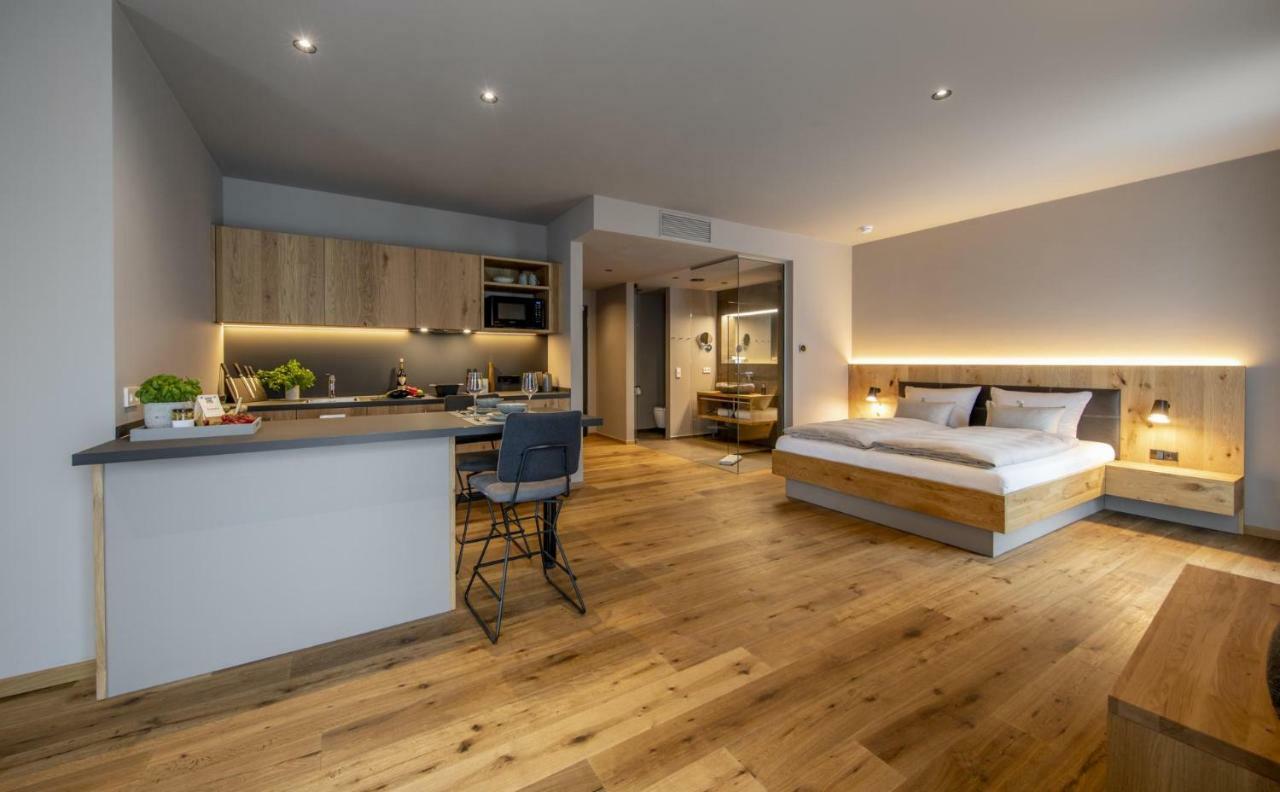 Akzent Hotel Laupheimer Hof ภายนอก รูปภาพ